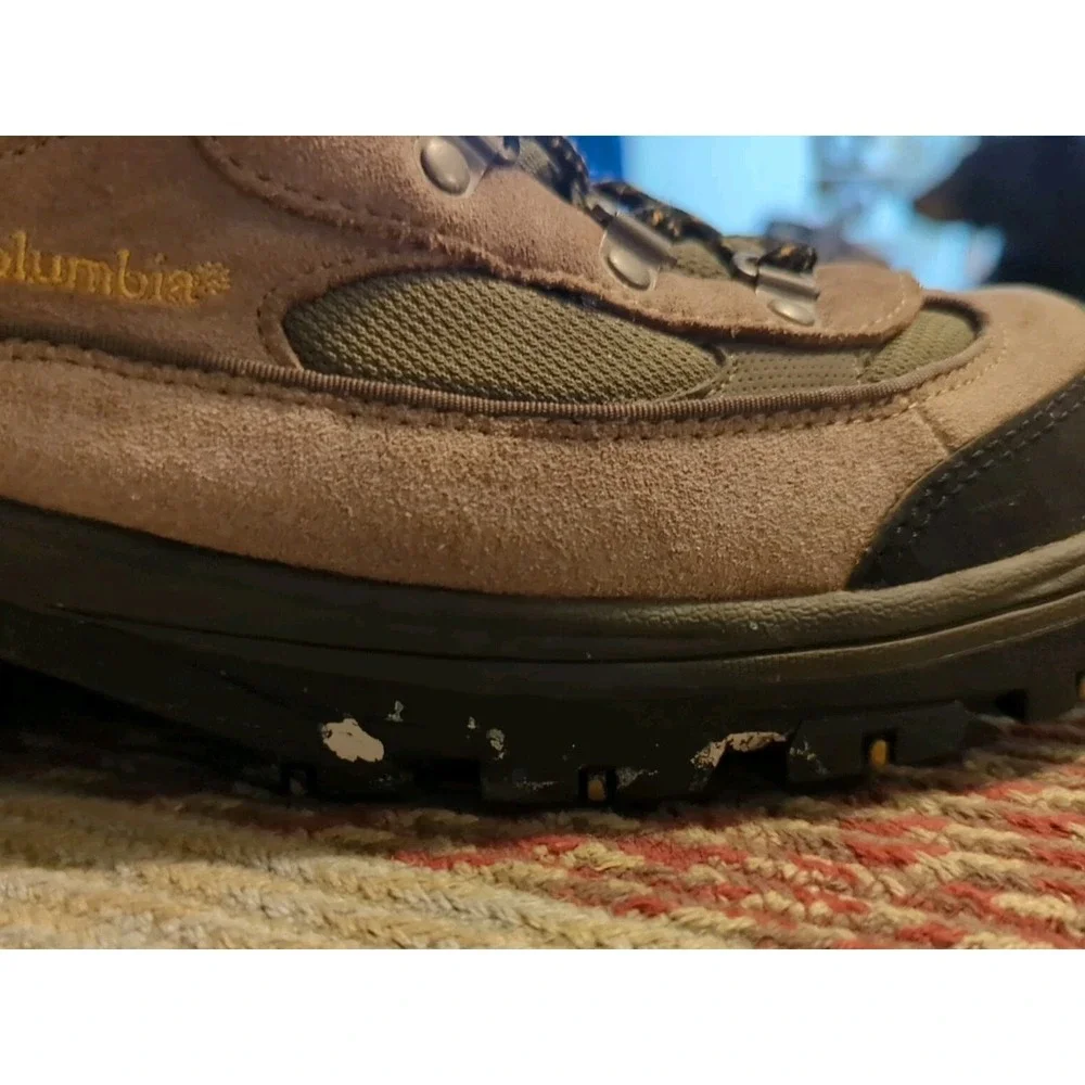 Men's‎ Columbia Razor Ridge Mid Hiking Boot Size 10 BM3021-250 Pre-Owned